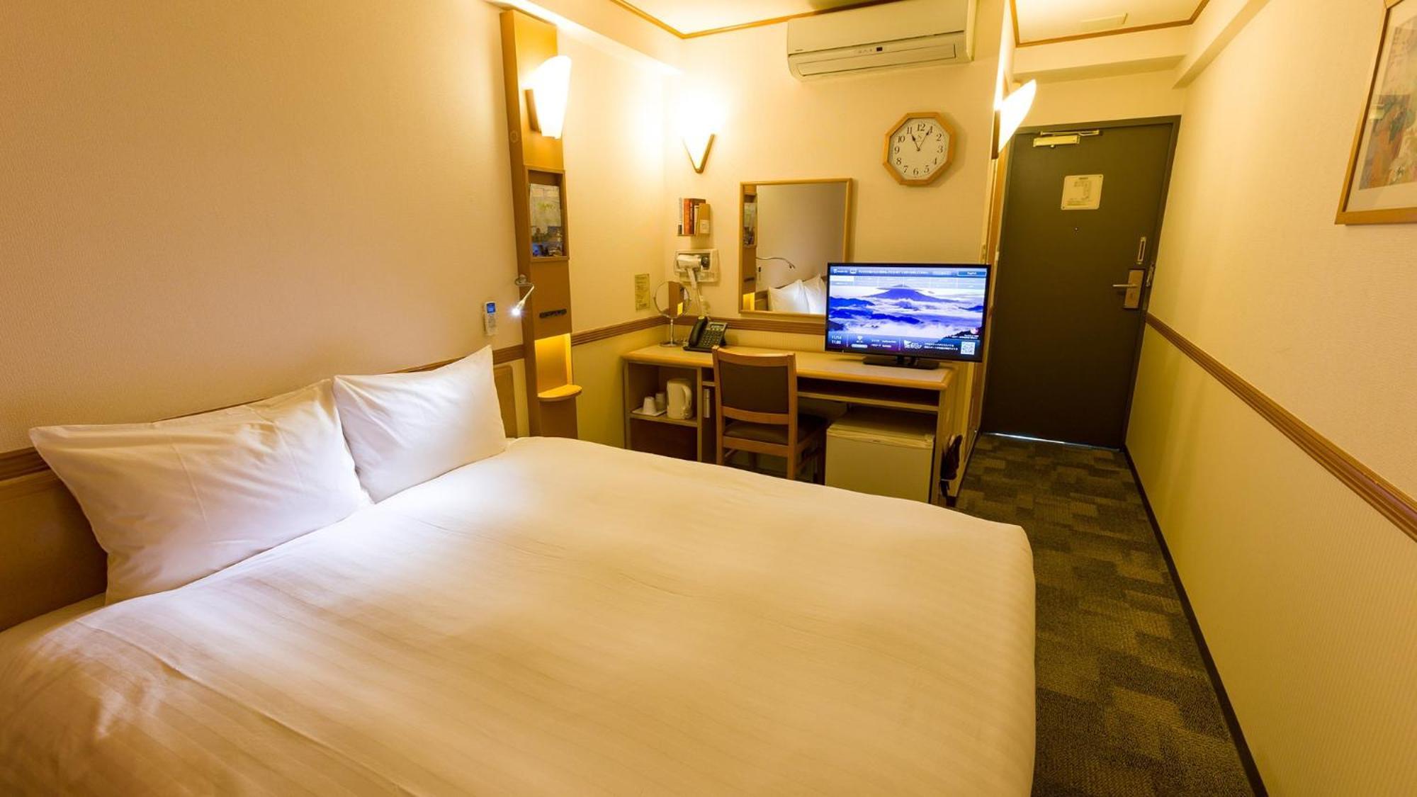 Toyoko Inn Kintetsu Yokkaichi Eki Kita Guchi Room photo